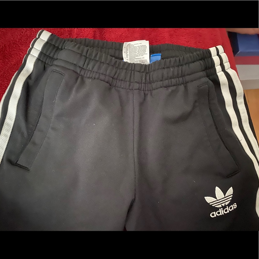 3- Strips Sweatpants